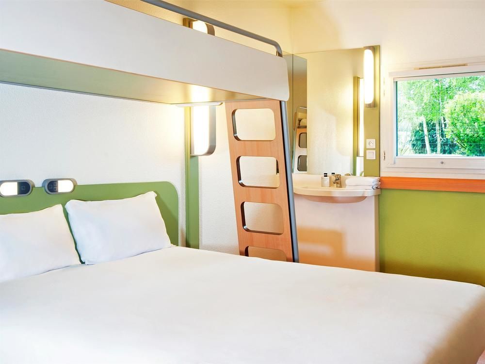 Ibis Budget Centre 2*