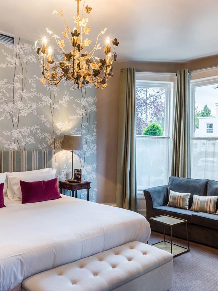 The High Field Town House 4* Birmingham
