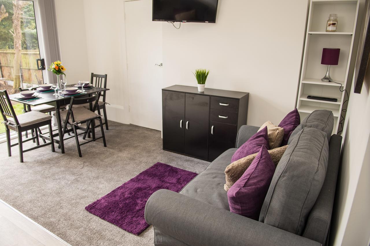 Apartment Moseley Mews Village - Purple