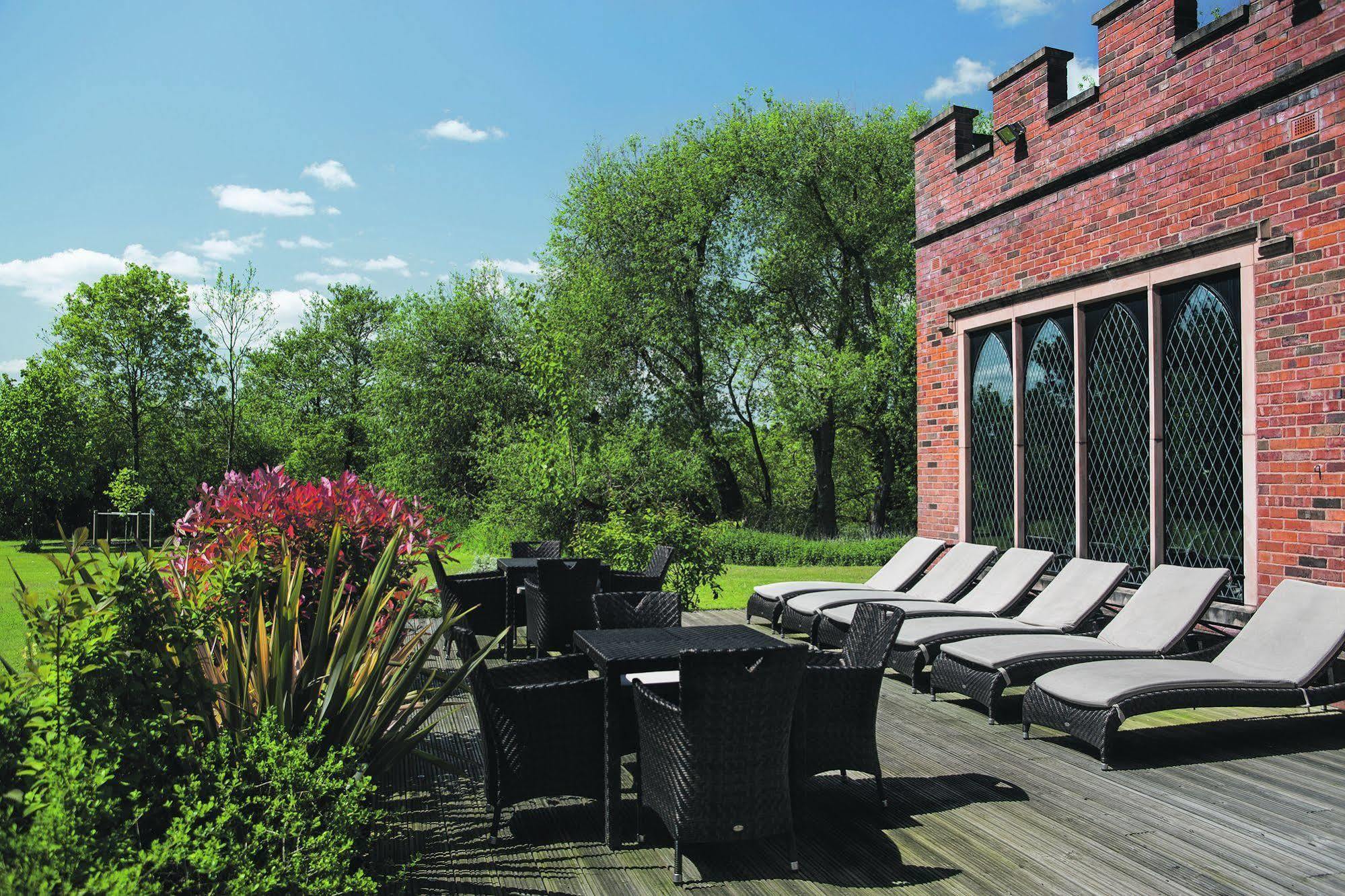 Hotel New Hall & Spa, 4*