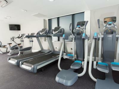 Staybridge By Ihg Hotel 4*