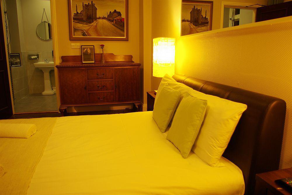 Ph Hostel *