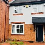 Tyburn Home, Birmingham With Free Parking