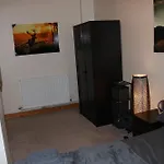 Stunning 4-Bed House In Birmingham