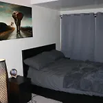 Stunning 4-Bed House In Birmingham