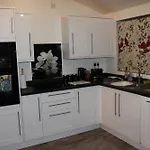 Stunning 4-Bed House In Birmingham