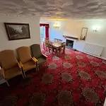 Unwind In Comfort At Cosy Caradus Your 4 Bedroom Home Sweet Home!
