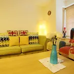 Easytravel Luxury Nec/Airport 3 Beds House