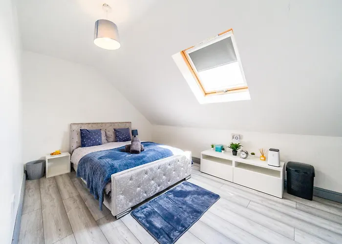 Apex Apartments