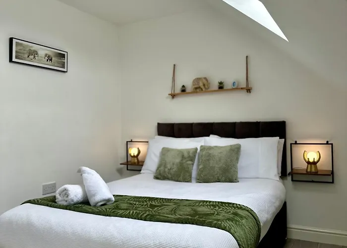 Cosy 3 Bed Apartment Near Birmingham Airport & Nec Perfect For Groups & Contractors!