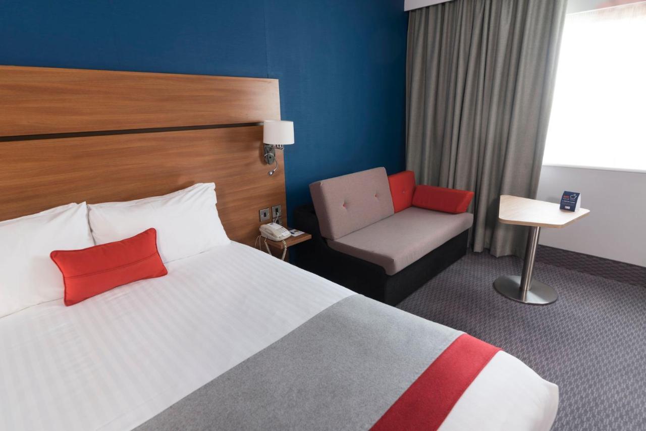 Express Star By Ihg Hotel