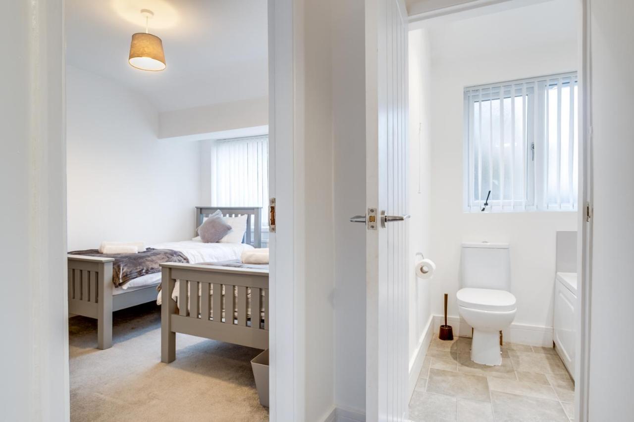 4 Bedroom House Near Bhx, Nec & Hs2