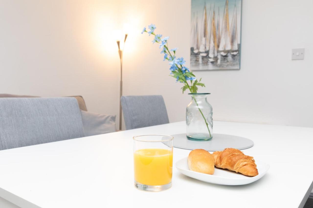 1 Bed With Parking - Nec, Star & Centre *