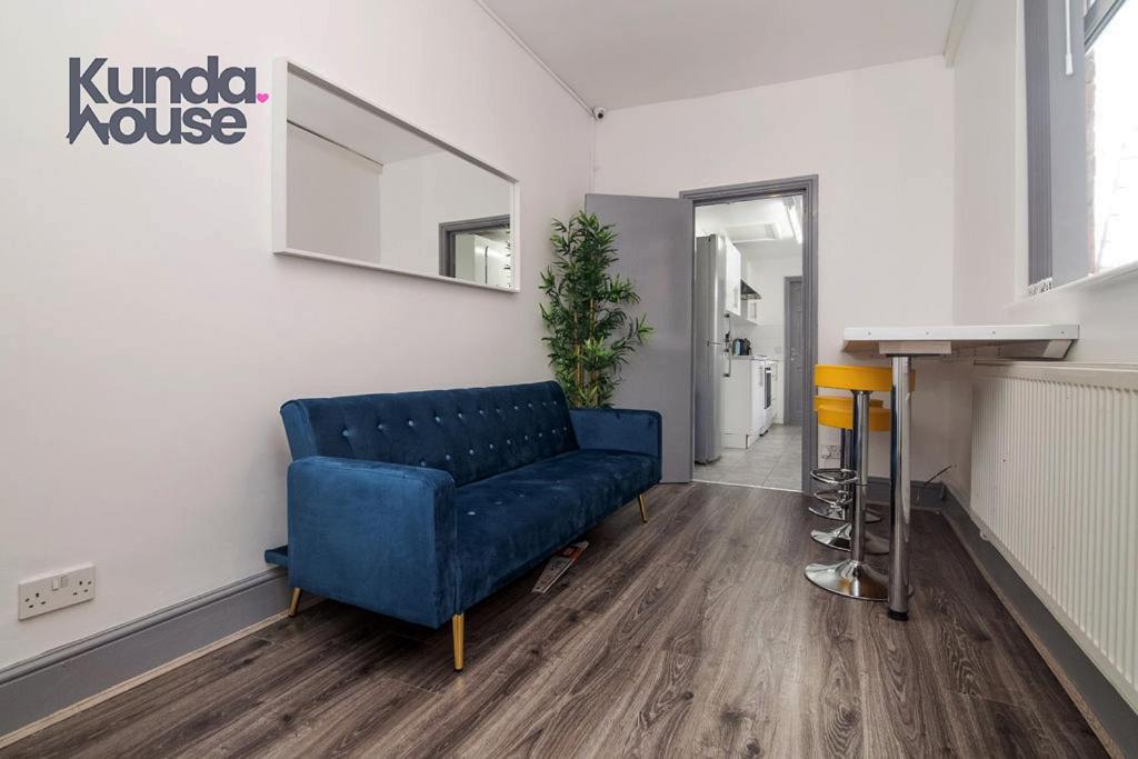 Kunda House Old Grange Holiday home Birmingham