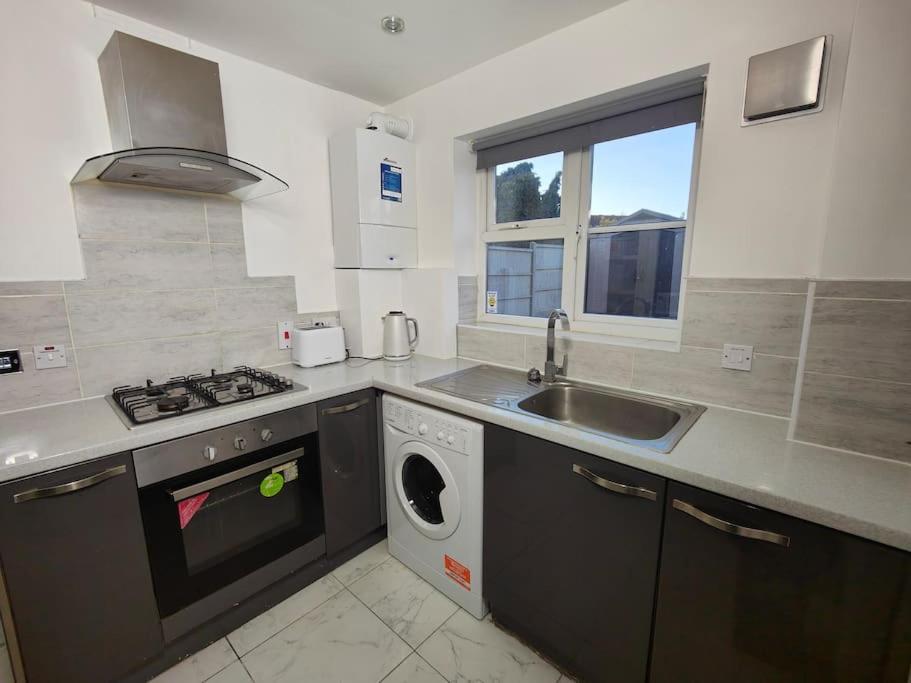 Tyburn Home, With Free Parking Apartment Birmingham