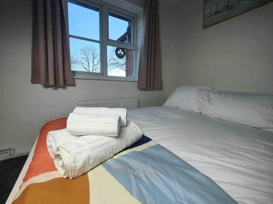 Apartment Tyburn Home, With Free Parking