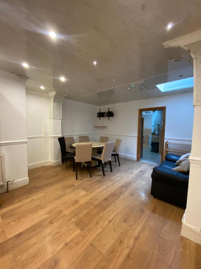 Holiday home Base: Tranquil In The Heart Of
