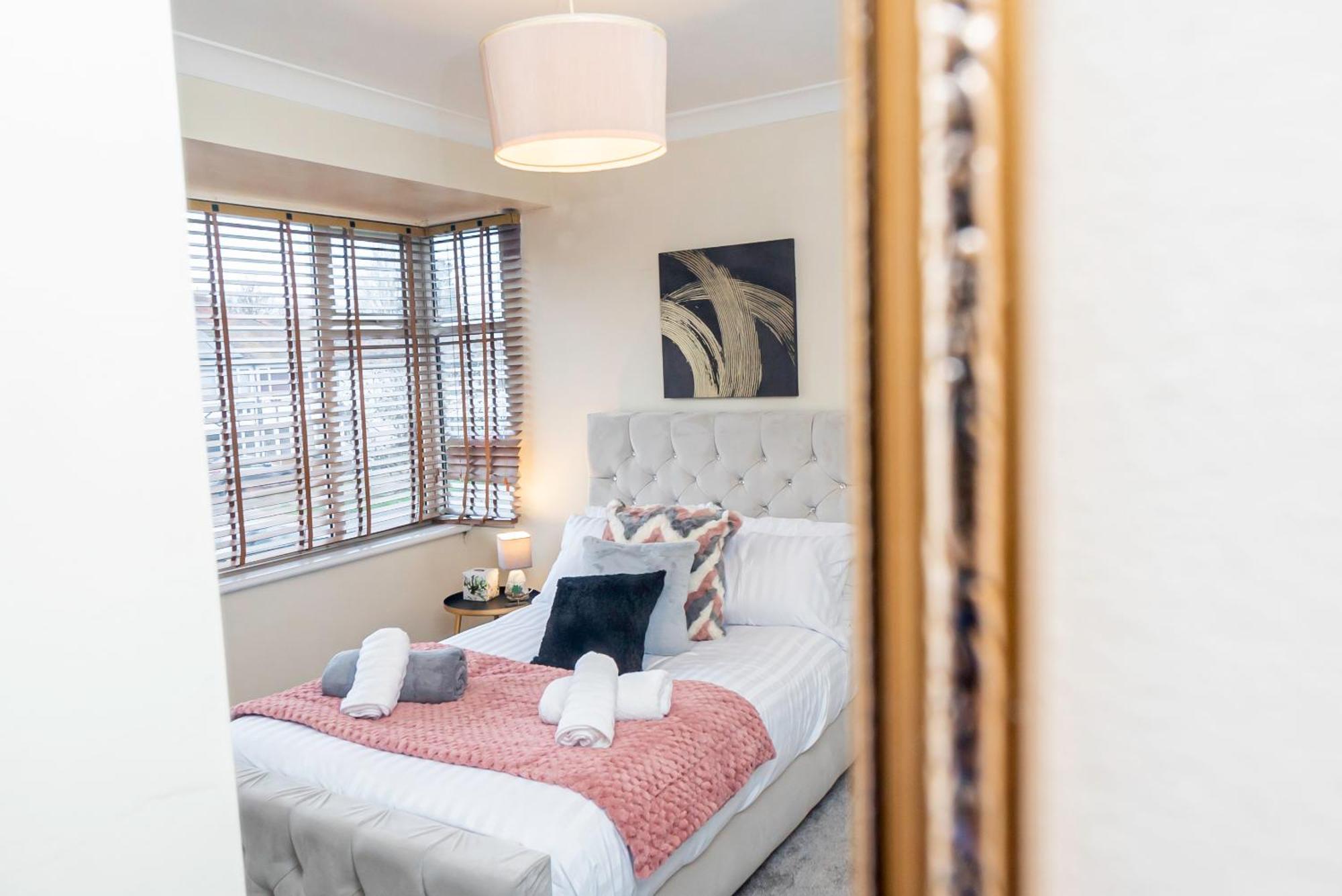 Apartment Families, Contractors, Business, Nec, Bhx, Airport *