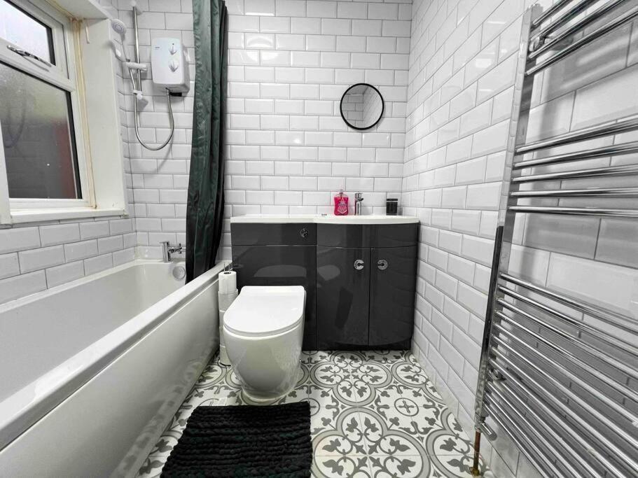 Apartment Flaxton-luxurious Near Nec, Bhx