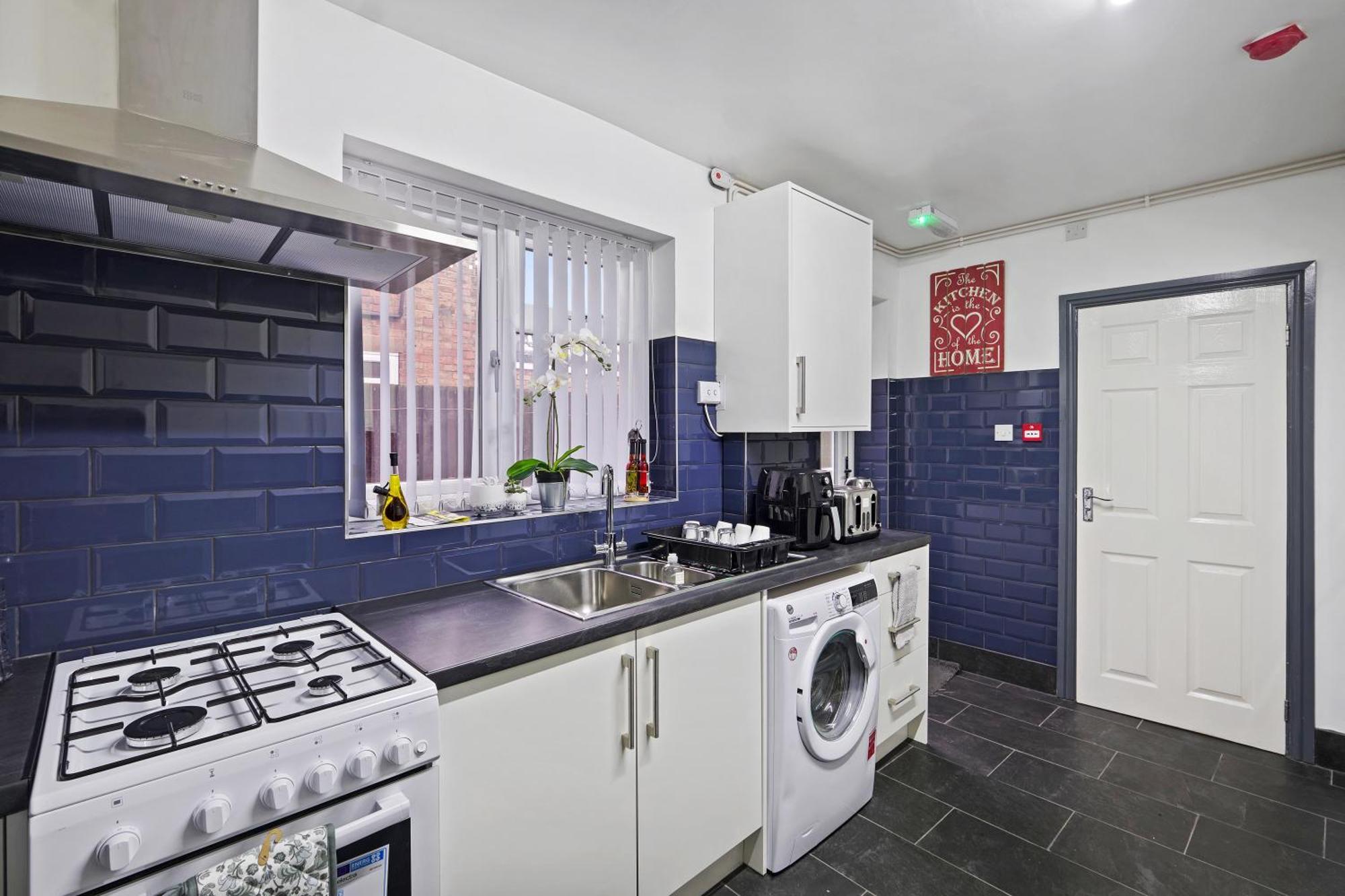 Holiday home Stunning 5bed House In Contractors Also Birmingham