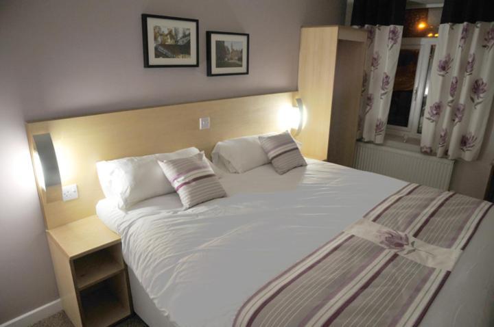 Royal George Hotel