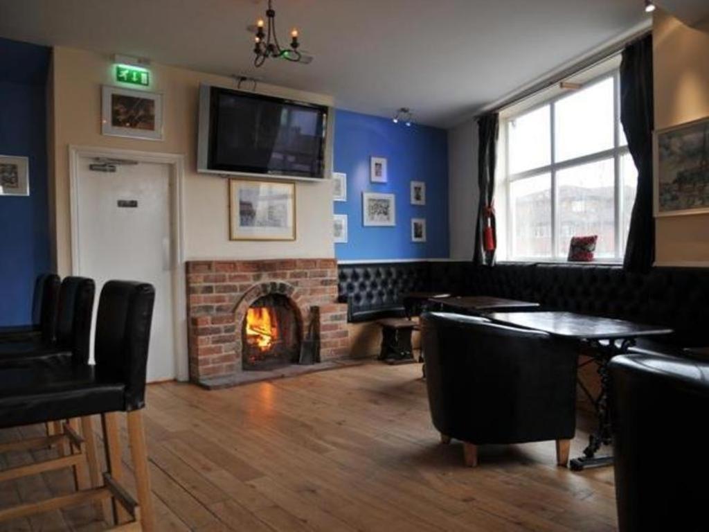 Royal George Hotel