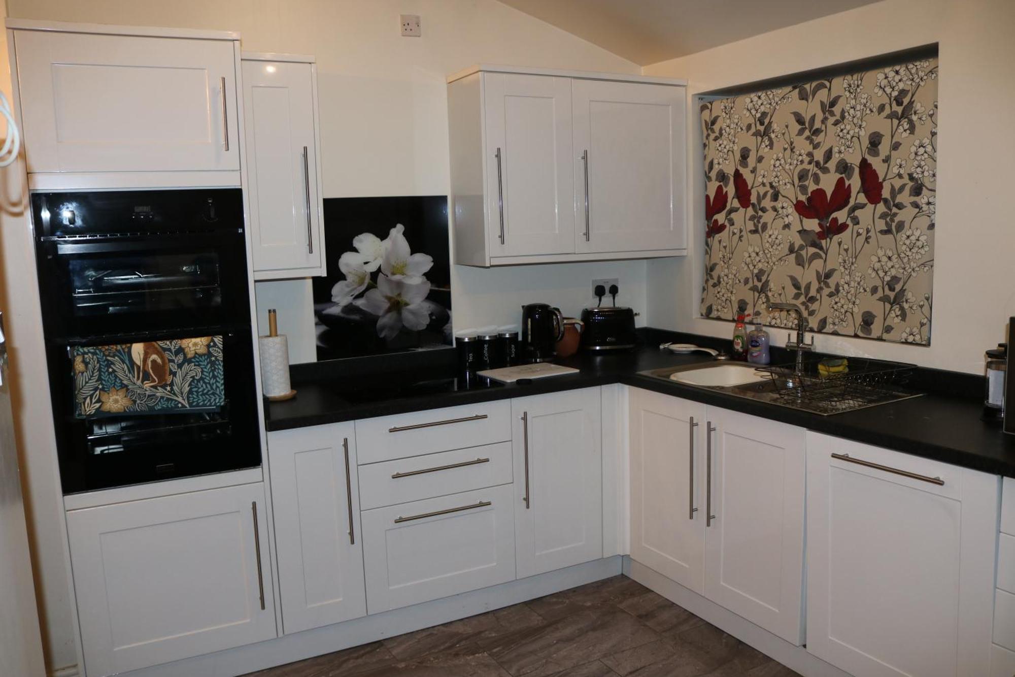 Stunning 4-bed House In * Birmingham