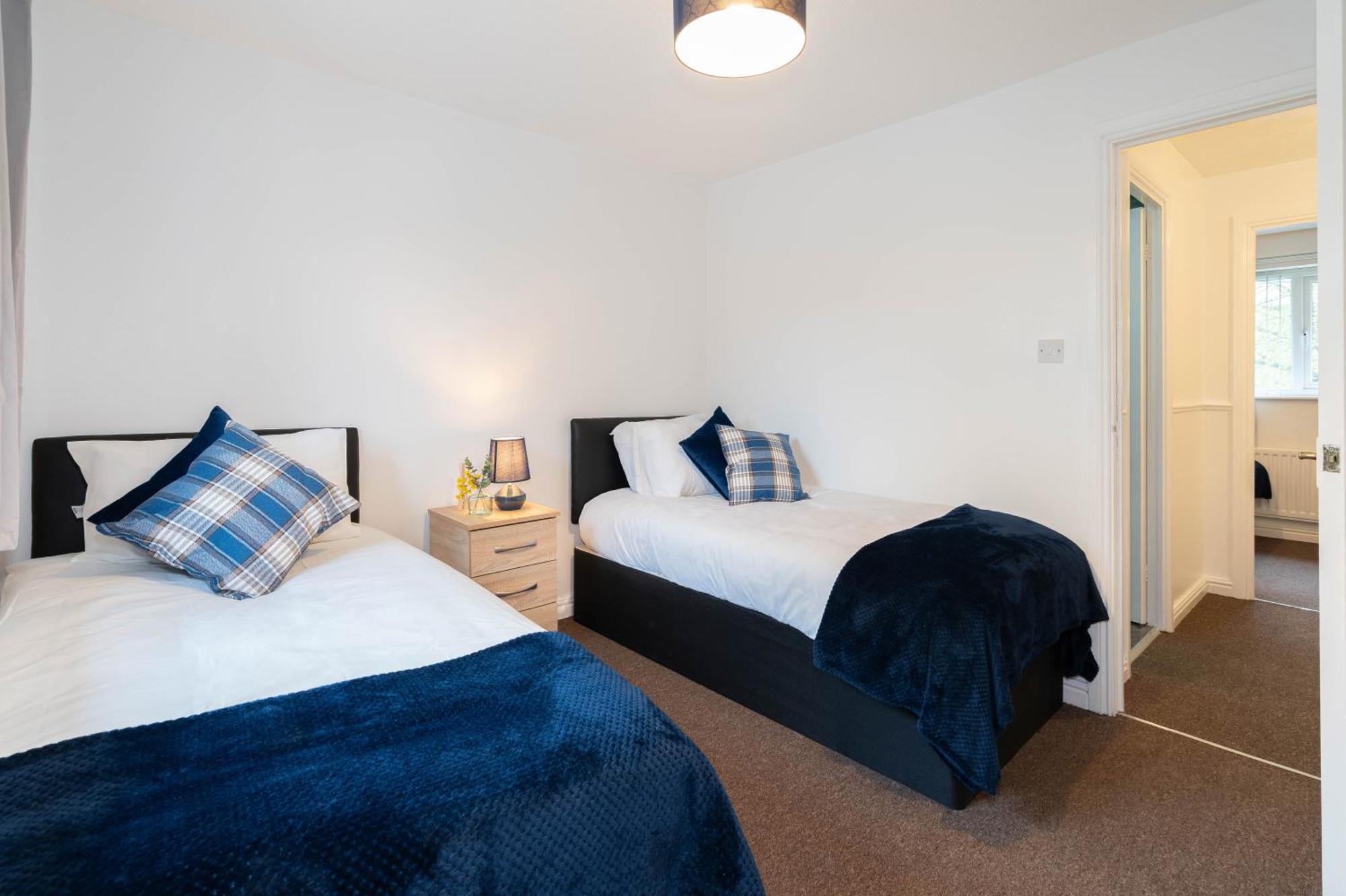Holiday home 2 Bed House In Digbeth Parking Families Contractor Birmingham