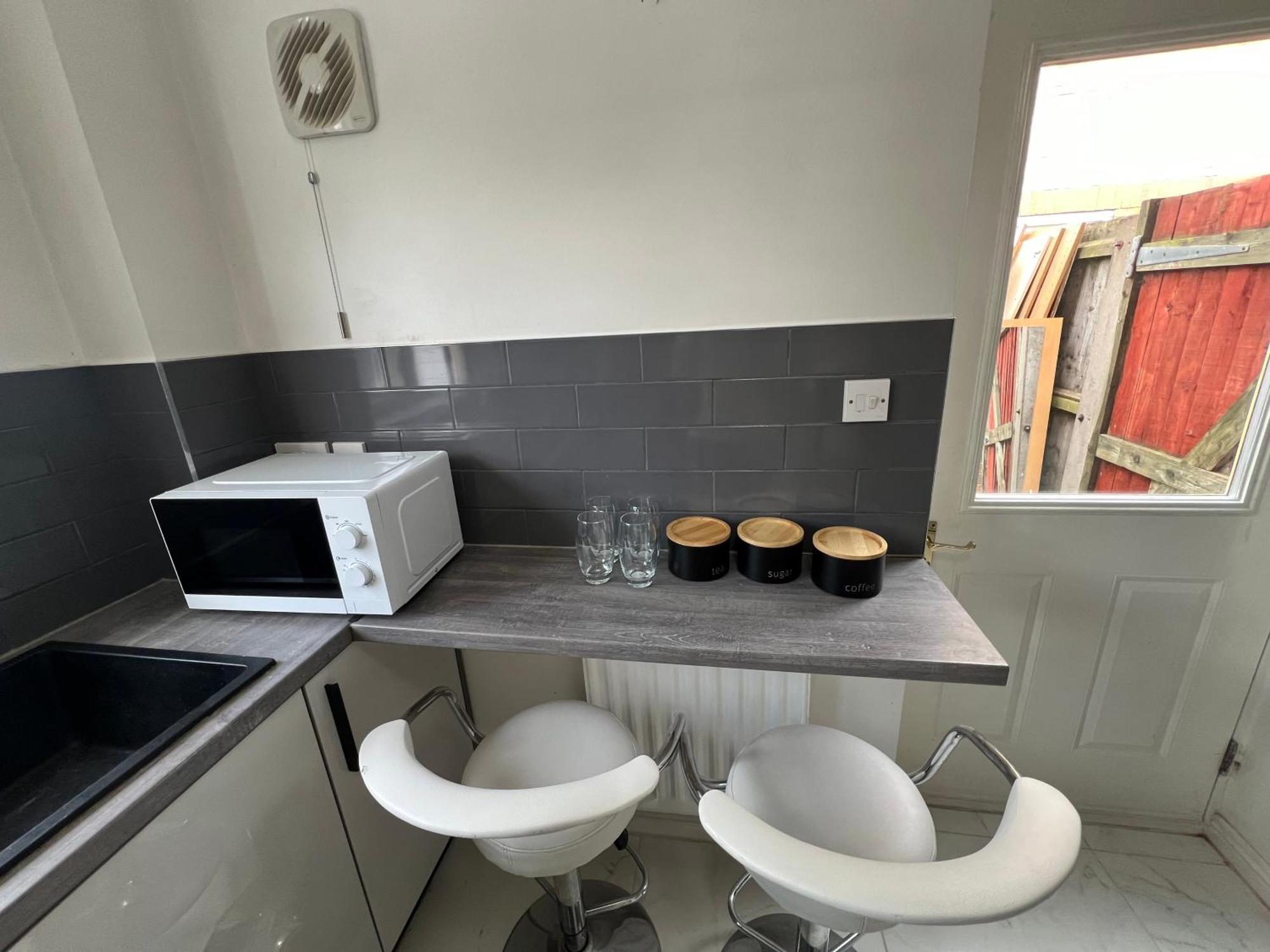 Cozy 3 Bedroom House In With Pool Table Birmingham