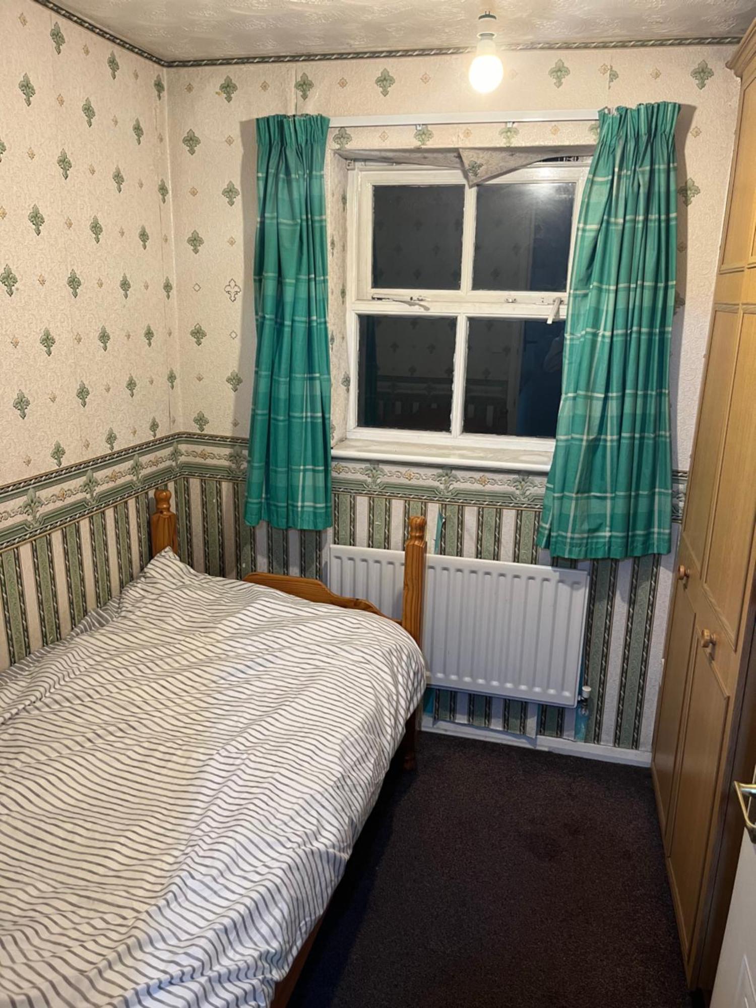 Single Near Centre * Birmingham