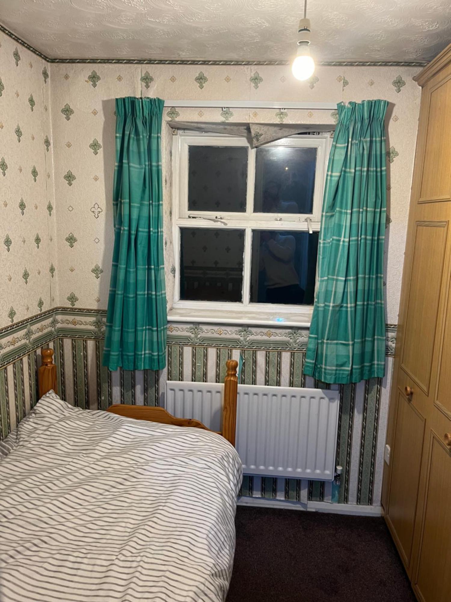 Guest house Single Near Centre *