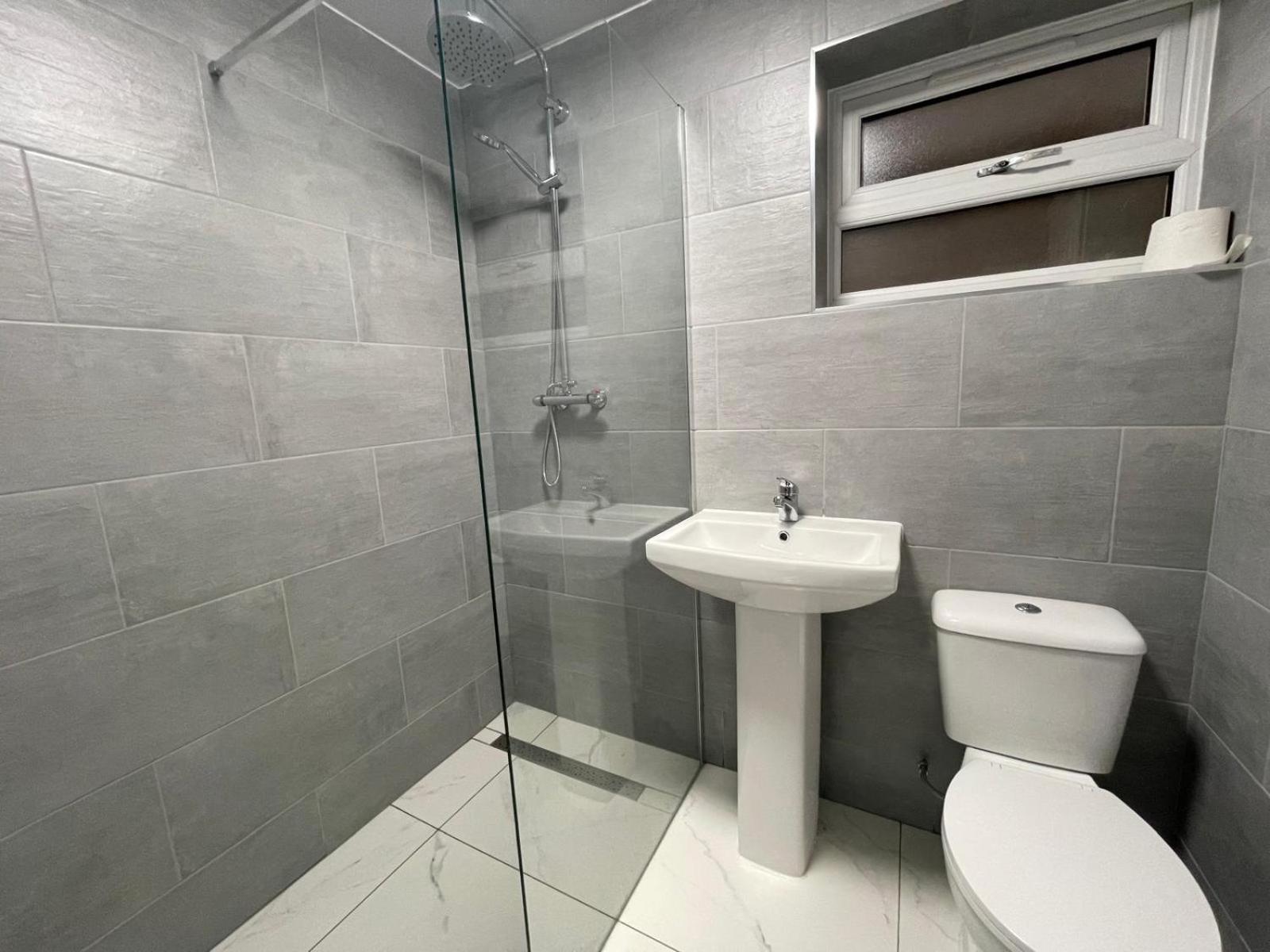 Lovely Near Bhx Airport, Nec *
