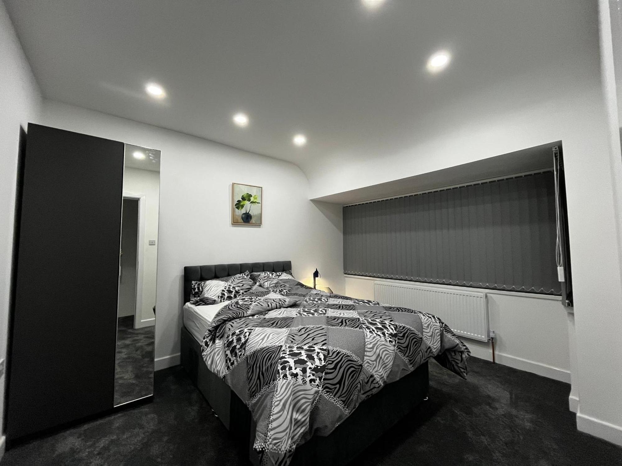 Lovely Near Bhx Airport, Nec Apartment Birmingham