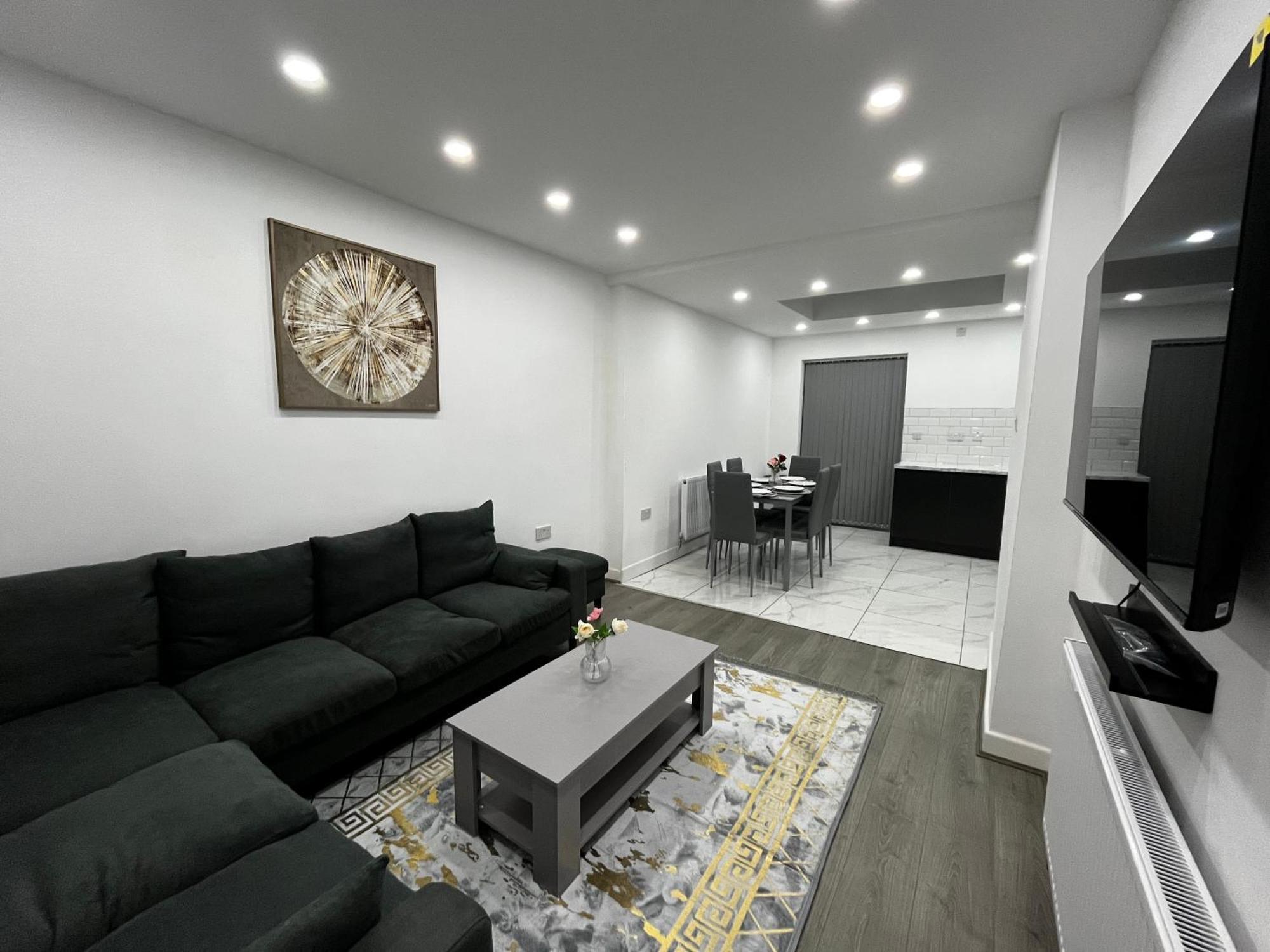 Apartment Lovely Near Bhx Airport, Nec Birmingham