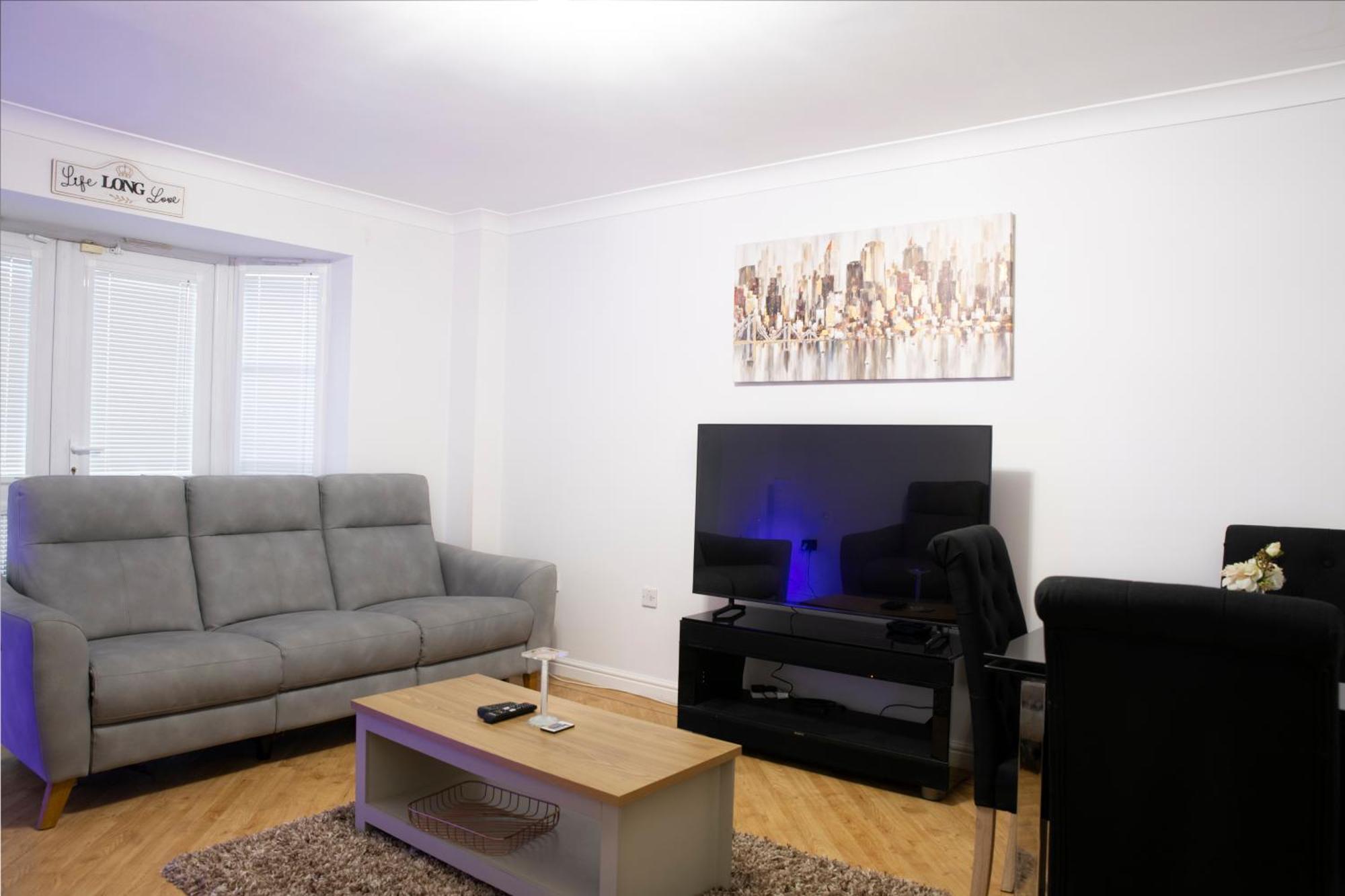 Greatmindz Abode * Birmingham