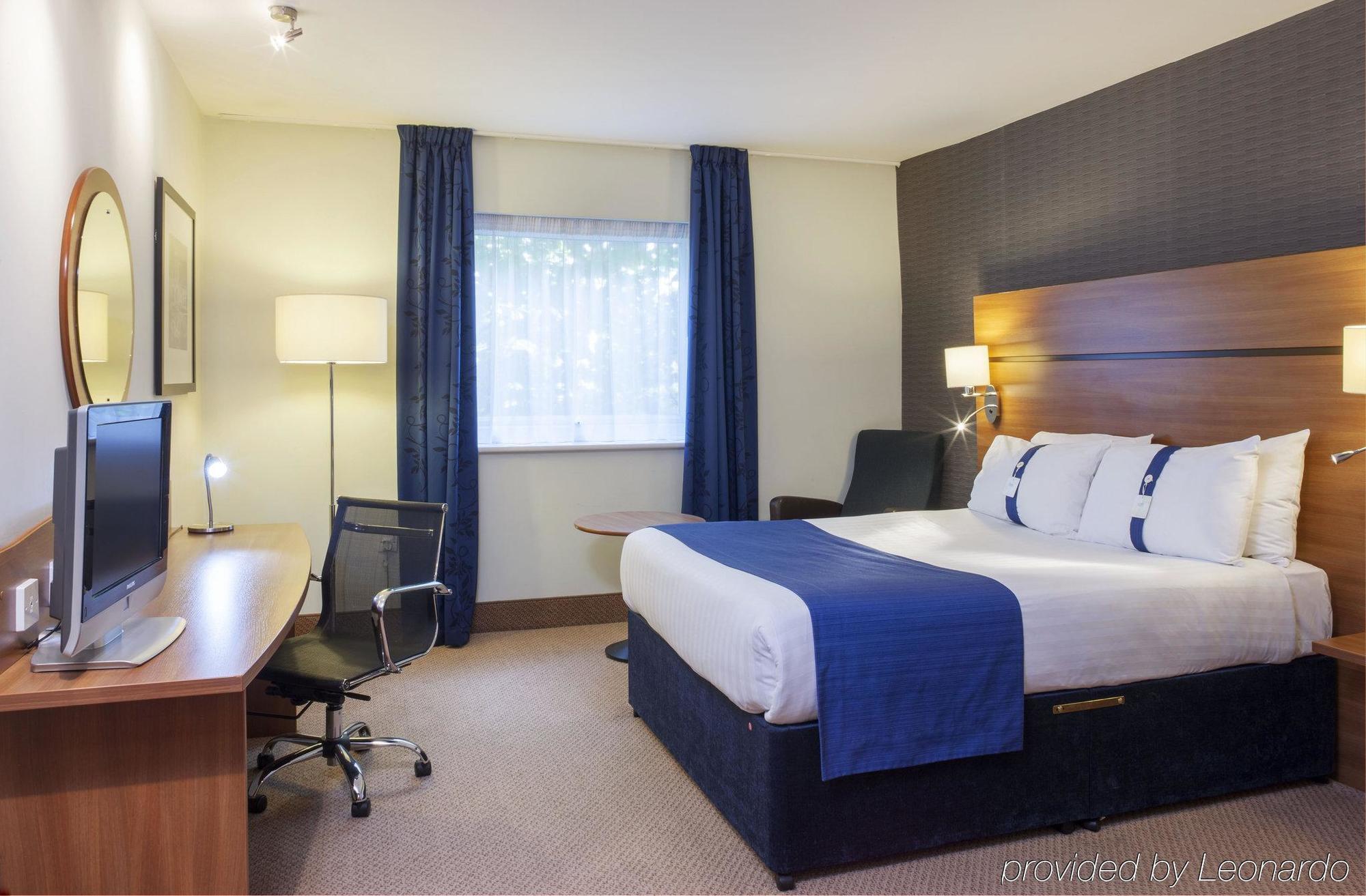 Express Star By Ihg Hotel