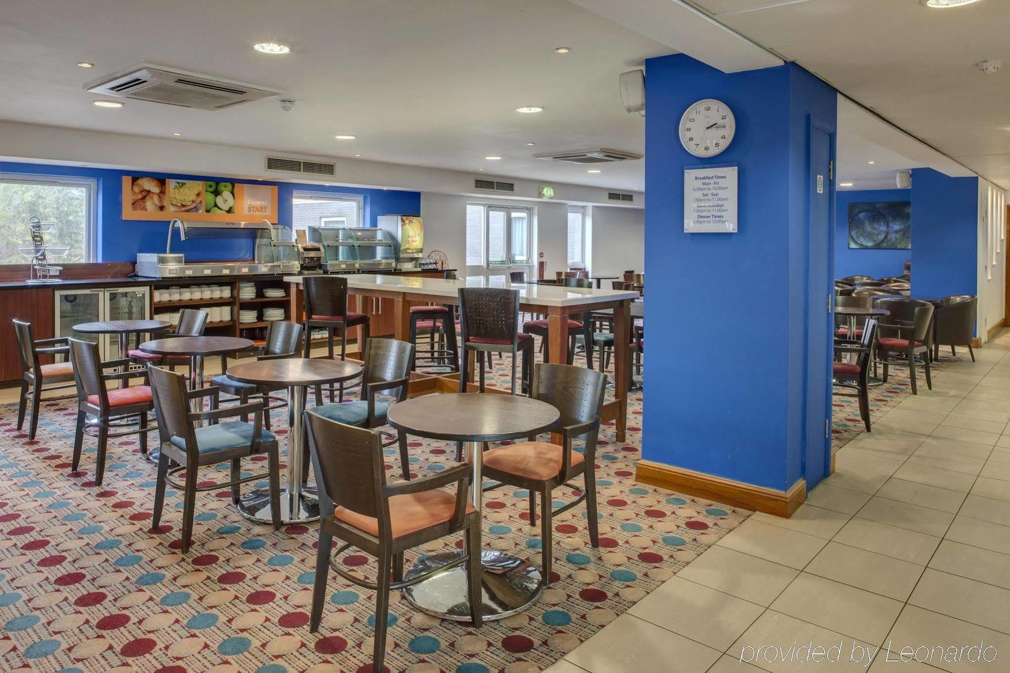 Express Star By Ihg Hotel 3*