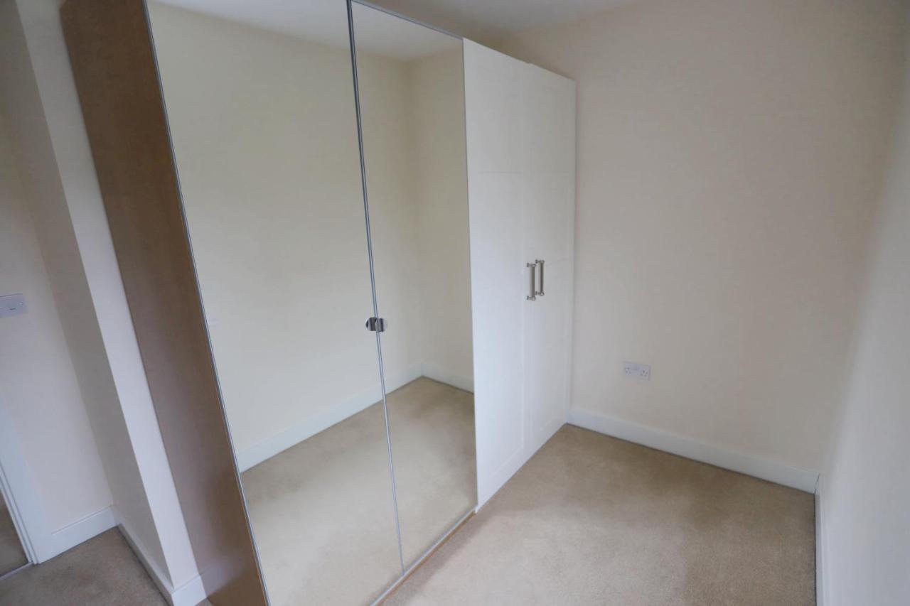 Easytravel Luxury Nec/airport 3 Beds House Apartment