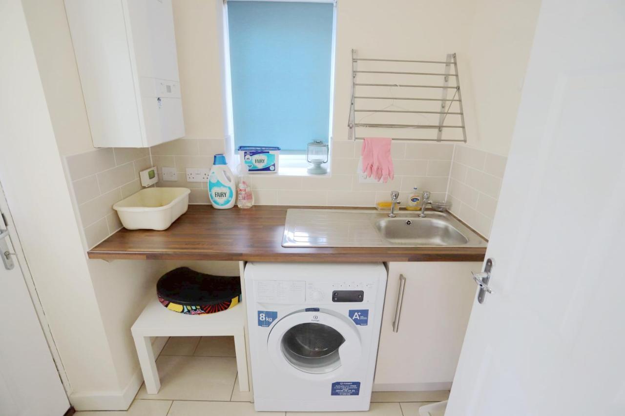 Apartment Easytravel Luxury Nec/airport 3 Beds House Birmingham