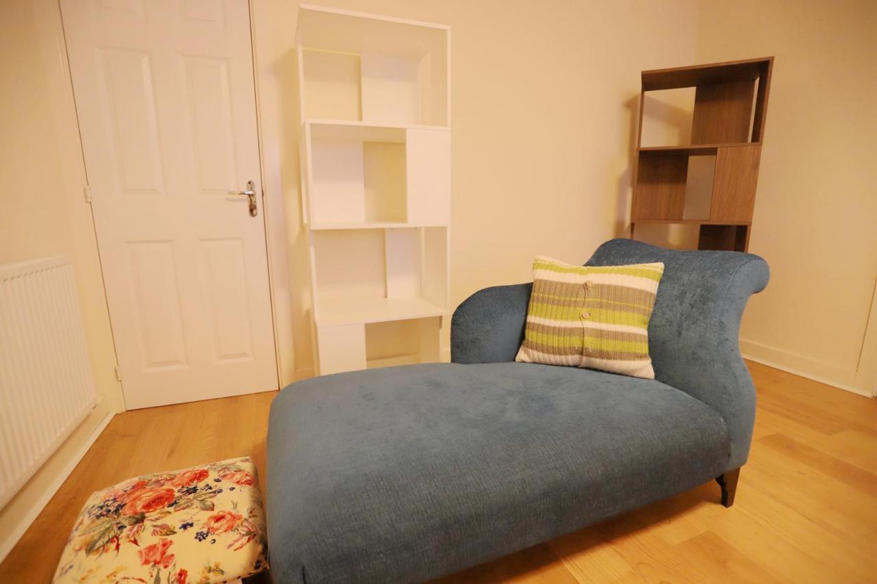 Easytravel Luxury Nec/airport 3 Beds House Apartment Birmingham