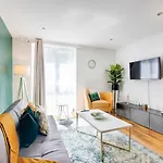 1 Bed Apartment 1 Min Walk To Broad St Very Central!
