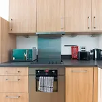1 Bed Apartment 1 Min Walk To Broad St Very Central!