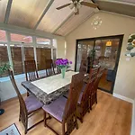 Birmingham Home Ideal For Contactors