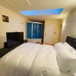 Birmingham Guesthouse