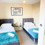 Tudors Esuites House City Centre Netflix