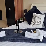 Elite Luxury Apartment