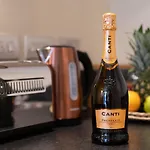 Haus Balcony Apartment L Arcadian L Secure Parking L Top Rated L Town Centre