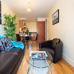 Haus City Centre Apartment - Balcony - Secure Parking - Arcadian