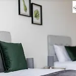 5 Percent Off Weekly And 20 Percent Off Monthly Bookings - Marigold Unit At Telly Homes Limited Birmingham City Centre -2 Bedroom Apartment, Free Wifi