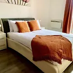 New Refurb Two Bedroom Apartment, Arcadian B\'Ham